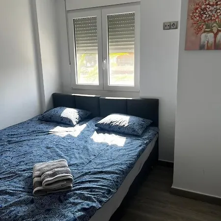 Olas Apartment *